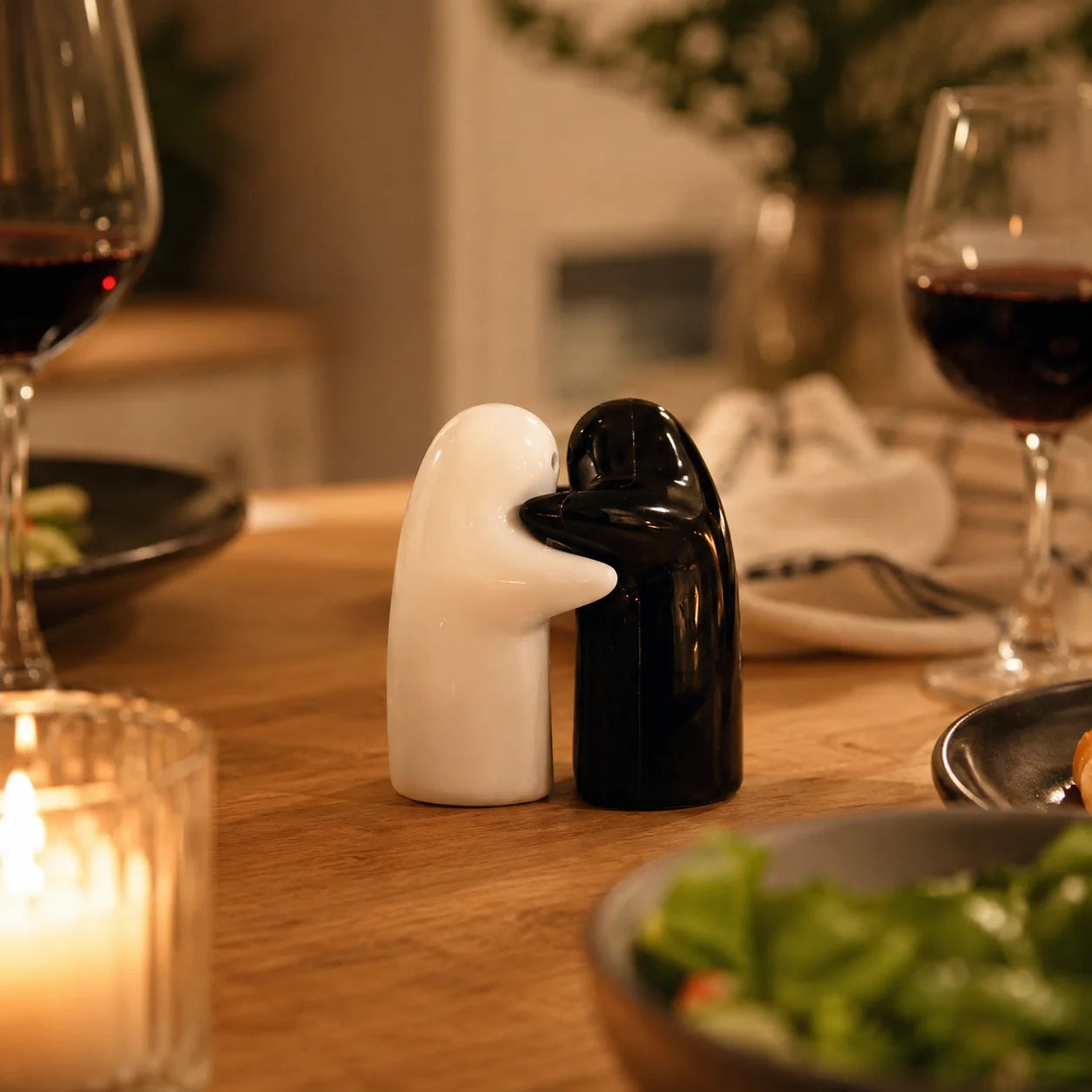 Ghost Couple Salt & Pepper Set
