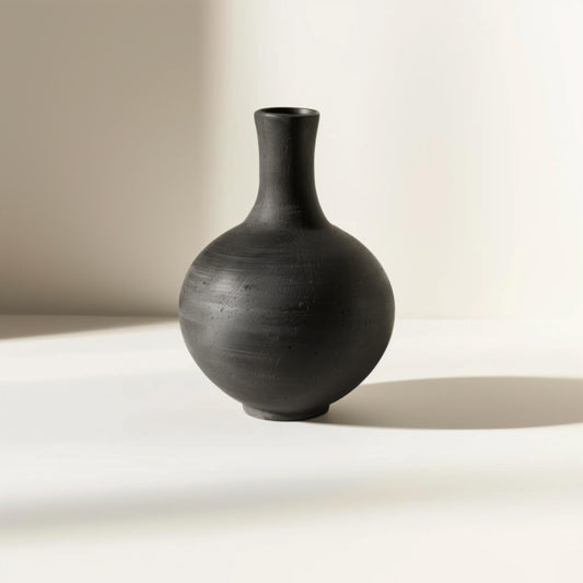 Authentic Flower Vase Black